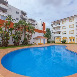 De 100 M² En Sao Sebastiao, Con 2 Habitación Apartamento